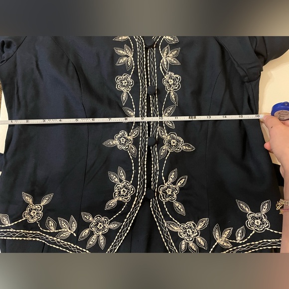 Karin Stevens Petites Vintage Navy Embroidered Jumpsuit 8P NWT 💙🤍 - Picture 12 of 12